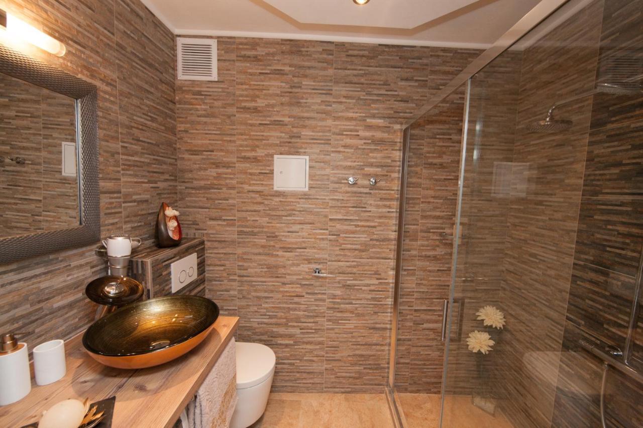 Deluxe Apartment Виена Екстериор снимка